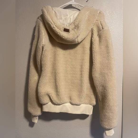 Wanakome Sherpa Zip Up - Picture 2 of 4